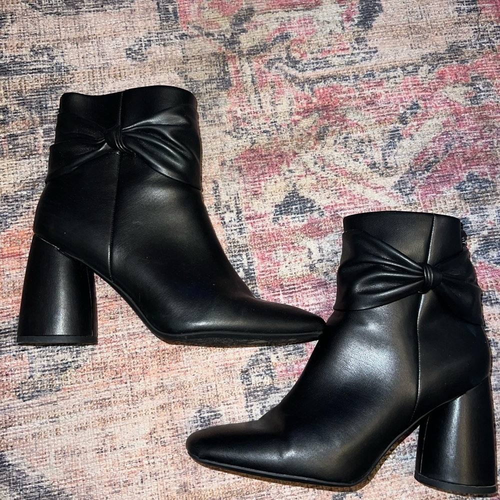 Sam & Libby Black Ankle Boots